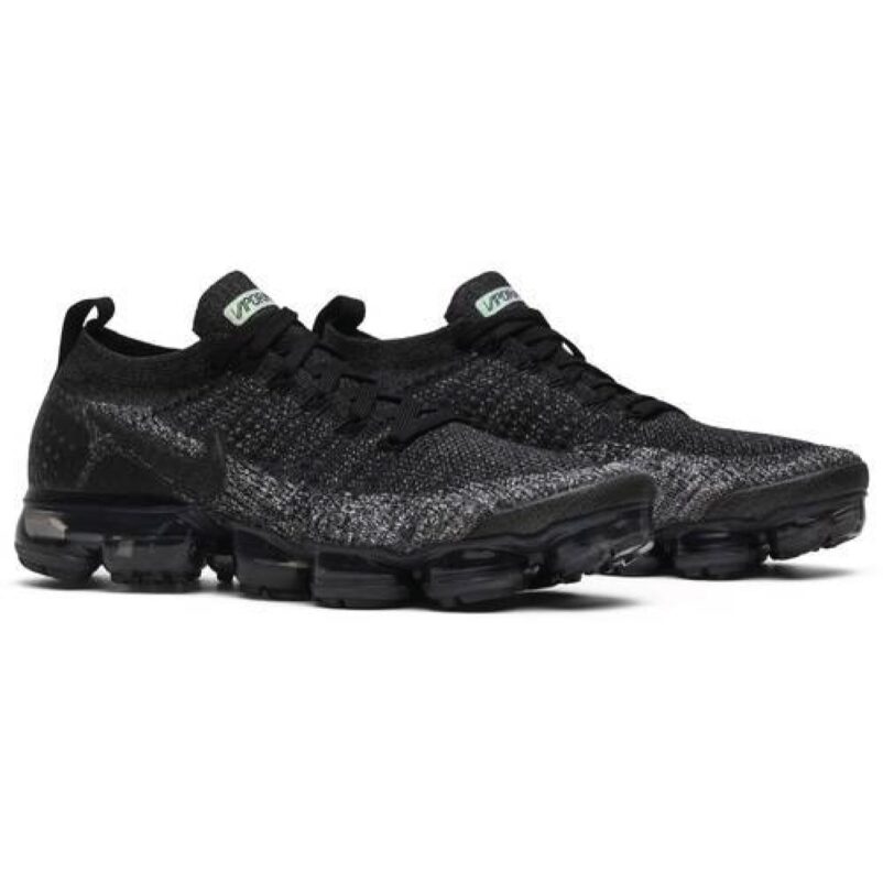 Air VaporMax Flyknit 2 Triple Black - Image 2