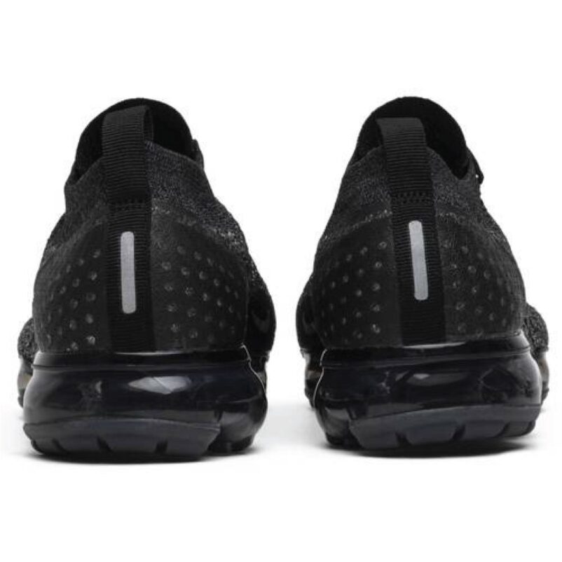 Air VaporMax Flyknit 2 Triple Black - Image 4
