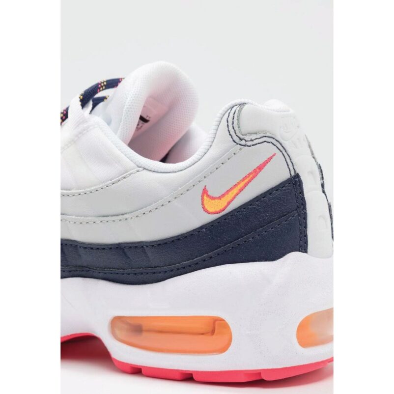 Air Max 95 WMN Midnight Navy Laser Orange - Image 2